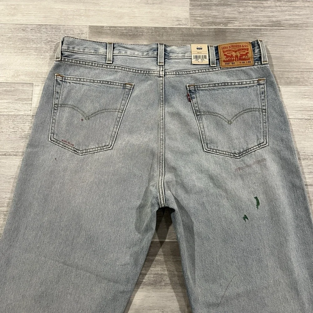 New! Levi's 550 '92 Jeans Relaxed Taper Mens 38X32 Distressed Retro Paint $79.50
